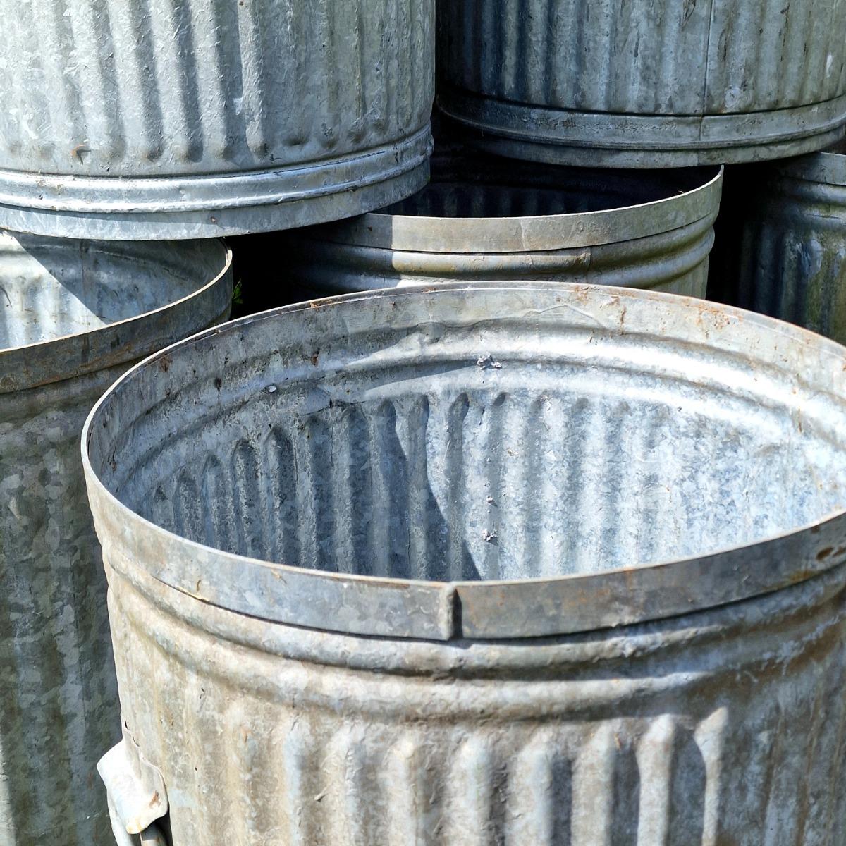 10 Large zinc containers