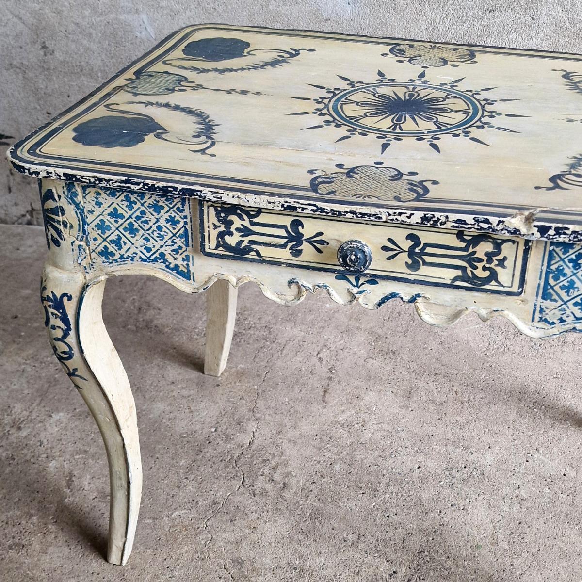 18thC painted side table