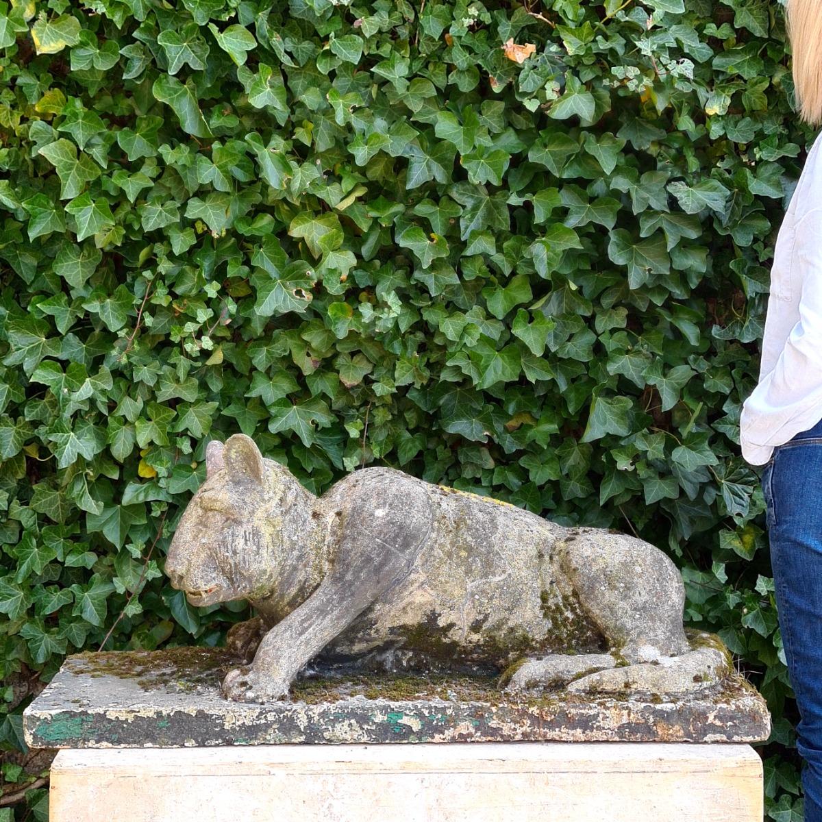 Cast stone lion cub