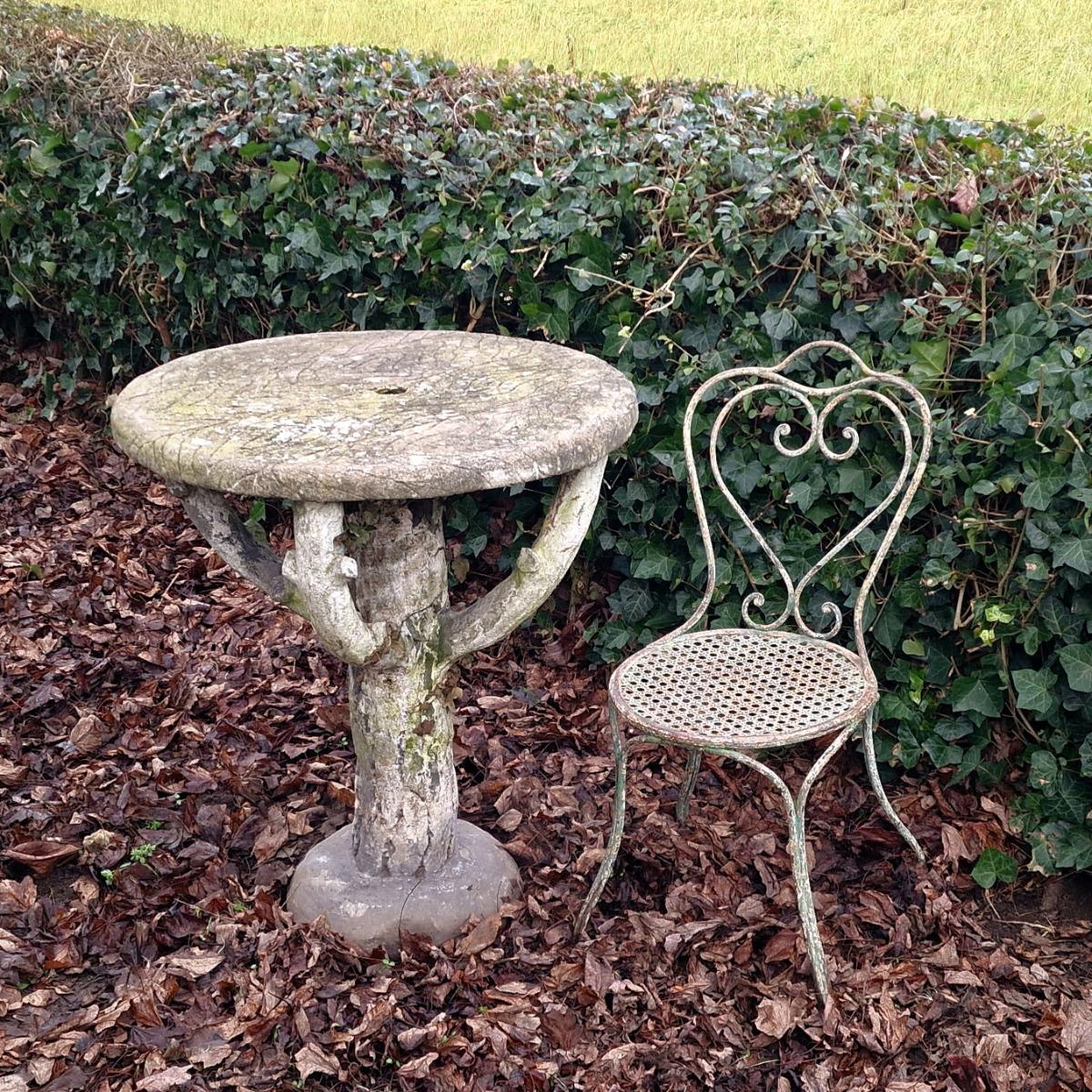 Faux-bois garden table