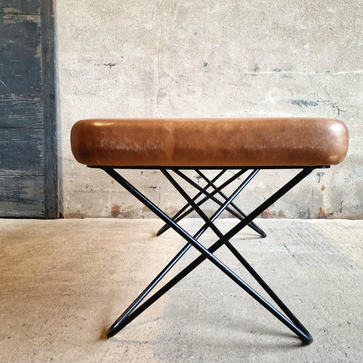 Leather bench or sidetable