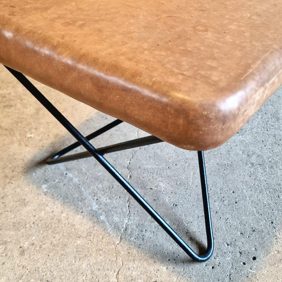 Leather bench or sidetable