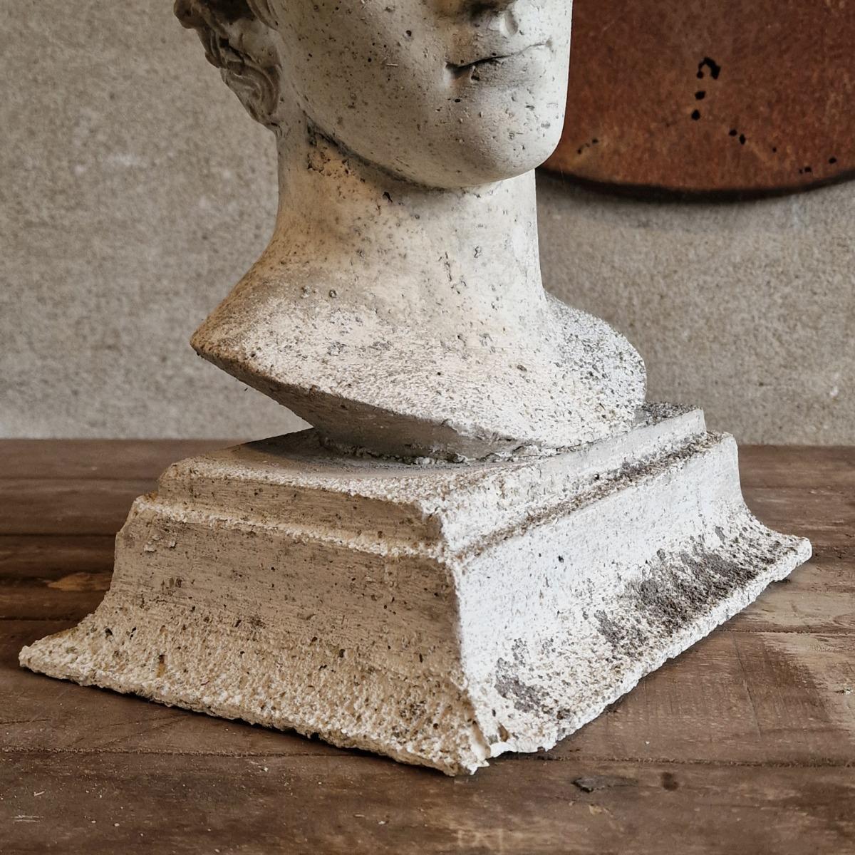 Old plaster head