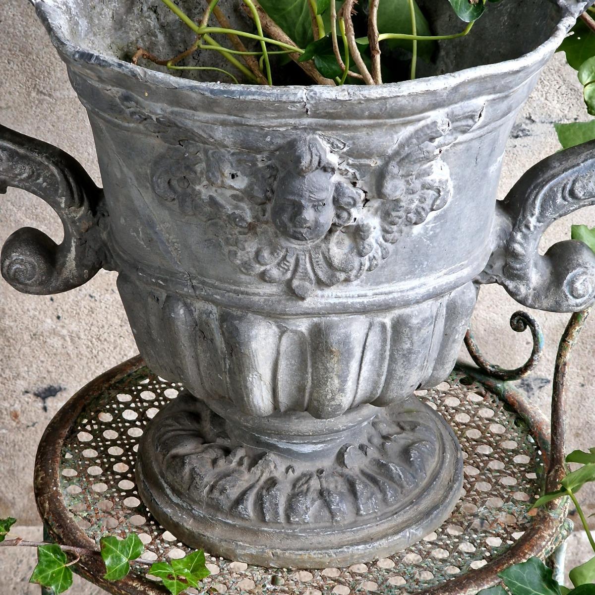 Pair of early 19thC lead urns