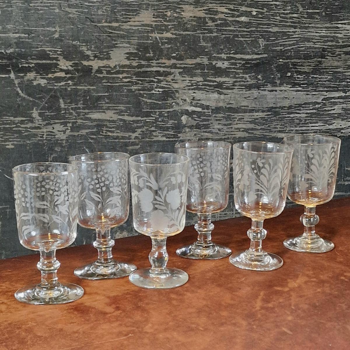 Set of 6 old French wine glasses